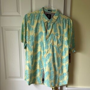 NWT- Artistry In Motion - Pineapple Shirt - XL 100% Cotton